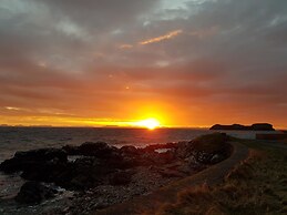 Hebrides Bothy - Glamping