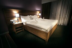 The Square Hotel
