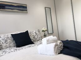 Cosy One Bedroom Apartment By Creatick