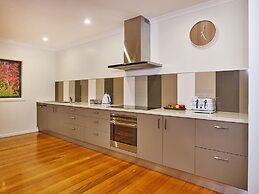 Northbank House