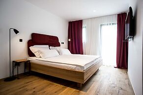 Vault Hotel