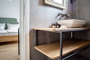 Vault Hotel