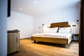 Vault Hotel