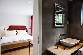 Vault Hotel
