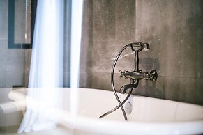 Vault Hotel