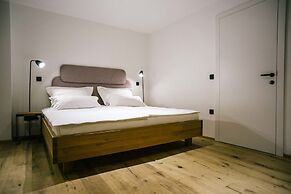 Vault Hotel