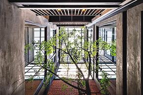 The Gatsby Apartment
