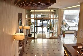 Gold City Hotel