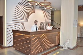 Gold City Hotel