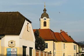 Dorfmeister Business Hotel B&B