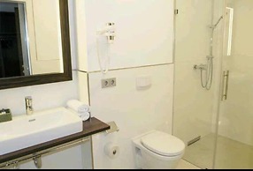 Dorfmeister Business Hotel B&B