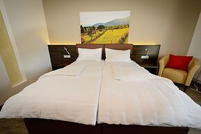 Dorfmeister Business Hotel B&B