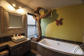 Call of the Wild Lodge