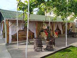 Tes Hotel