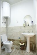 Tes Hotel
