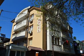 Bon Bon Hotel