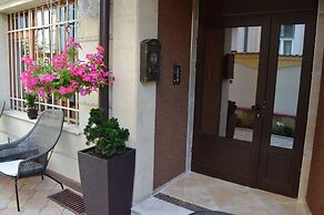 Bon Bon Hotel