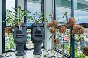 River Art Hotel