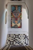 River Art Hotel