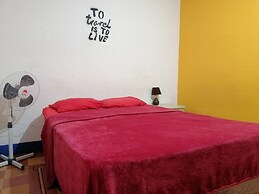 Hostal 4 Grados - Hostel