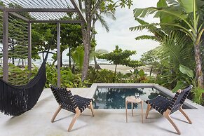 Hotel Nantipa - A Tico Beach Experience