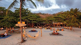 Hotel Nantipa - A Tico Beach Experience