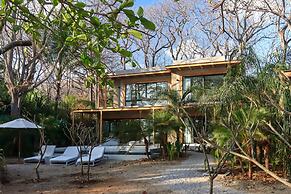 Hotel Nantipa - A Tico Beach Experience