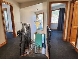 U Suites on Courtenay