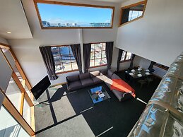 U Suites on Courtenay