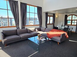 U Suites on Courtenay