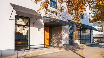 Cendre Hotel