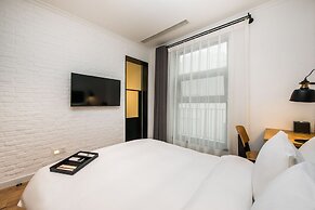 Cendre Hotel