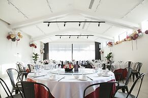 Cendre Hotel