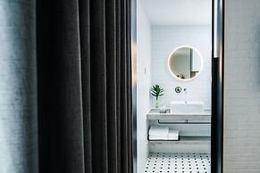 Cendre Hotel