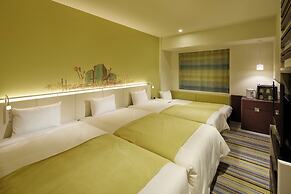 Ours Inn Hankyu