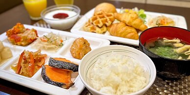 Ours Inn Hankyu