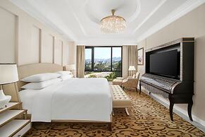 Four Points by Sheraton Lang Son