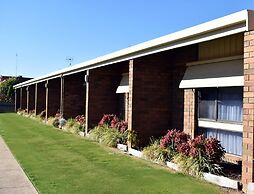 River Motel