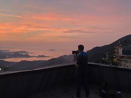 Box Inn Jiufen - Hostel