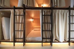 Box Inn Jiufen - Hostel