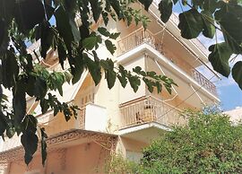 Elena's House
