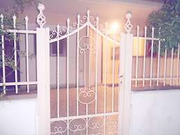 Elena's House