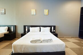 Elite Hotel Muar