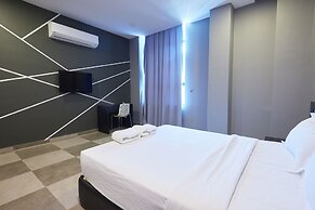Elite Hotel Muar