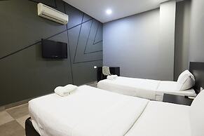 Elite Hotel Muar
