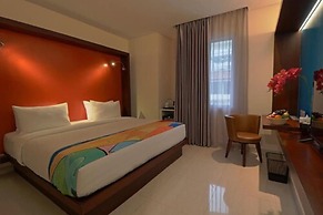 Grand Picasso Hotel