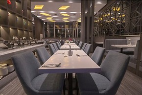 Grand Picasso Hotel