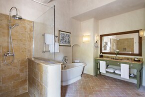 Viesca Toscana Suites & Villas