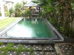 Kim Villa
