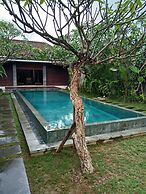 Kim Villa